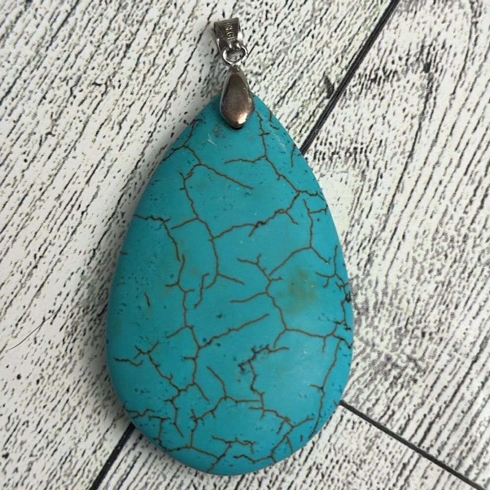 Turquoise Tear Drop Pendant - Picture 3 of 5